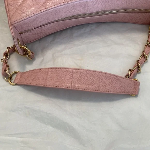 CHANEL Timeless Quilted CC Shoulder Bag - Picture 14 of 16